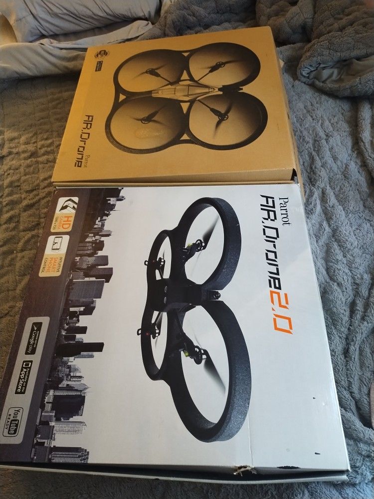 2 Parrot AR Drone 2.0 w/HD Camera
