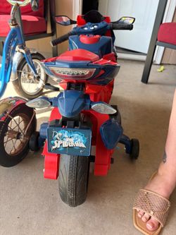 Spider-Man motorcycle training wheels