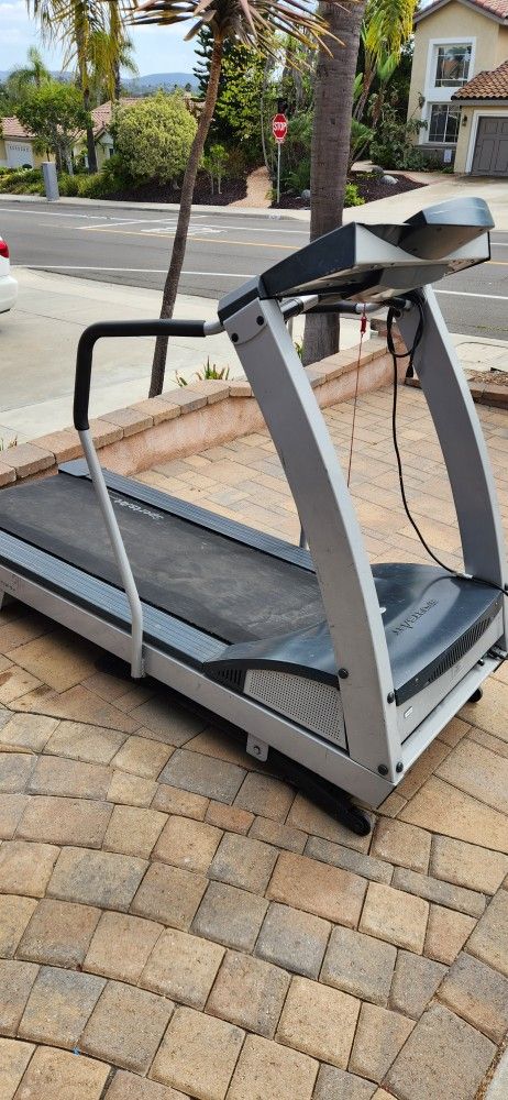 SportsArt Commercial Grade Treadmill