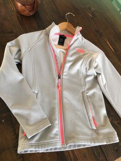GIRLS NORTHFACE SIZE 10/12