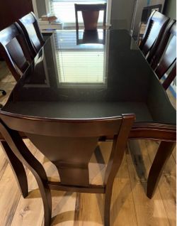 Mesa formal & 6 sillas