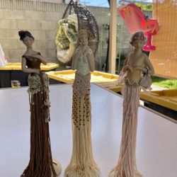 Elegant tassel Doll Trio With Stands