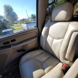 Tan Color Leather Passenger Front Seat For 2005 Chevy Suburban 