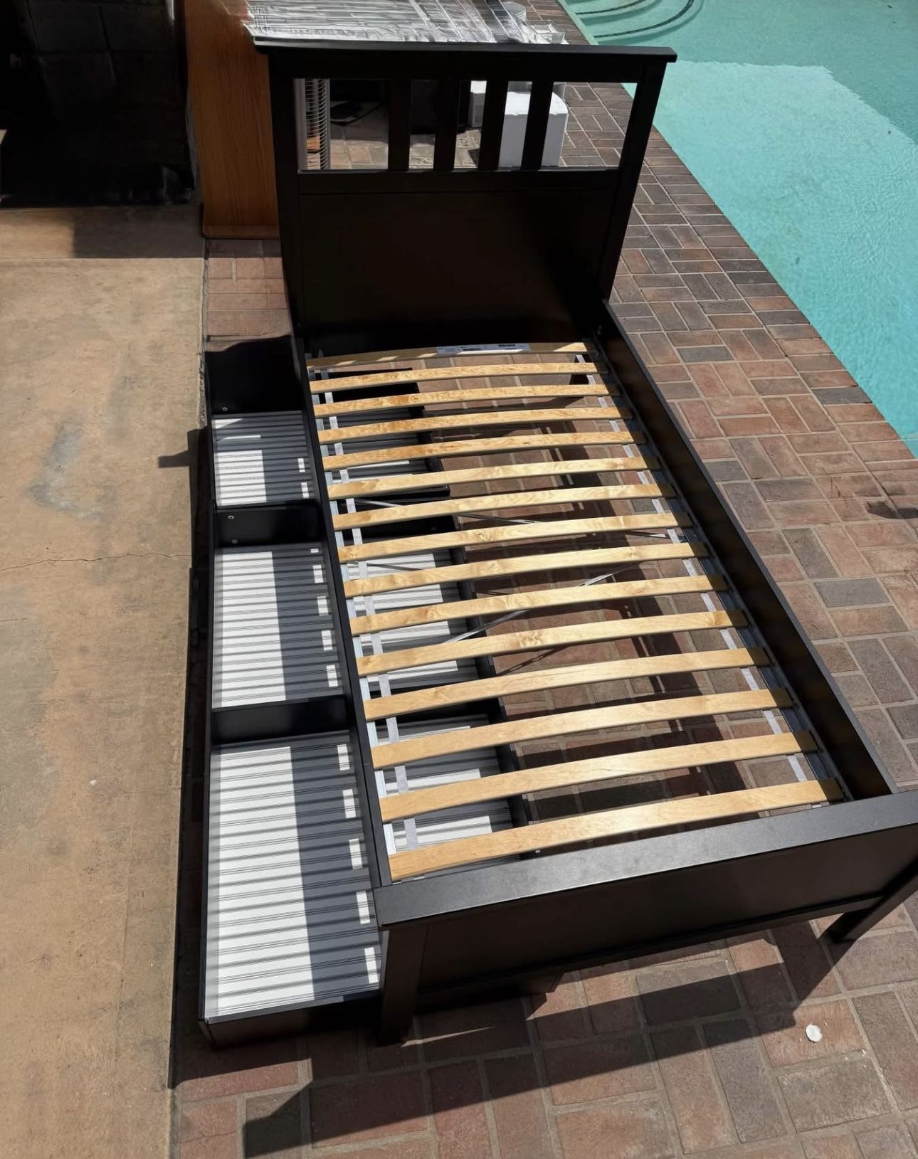 IKEA Hemnes Twin Size Bed With Storage Drawers Under The Bed! Good Condition!!!