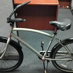 Beach cruiser bicycle