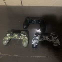 3 PS4 Controllers