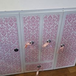 Doll Dresser & Clothes