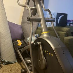 Live strong elliptical 