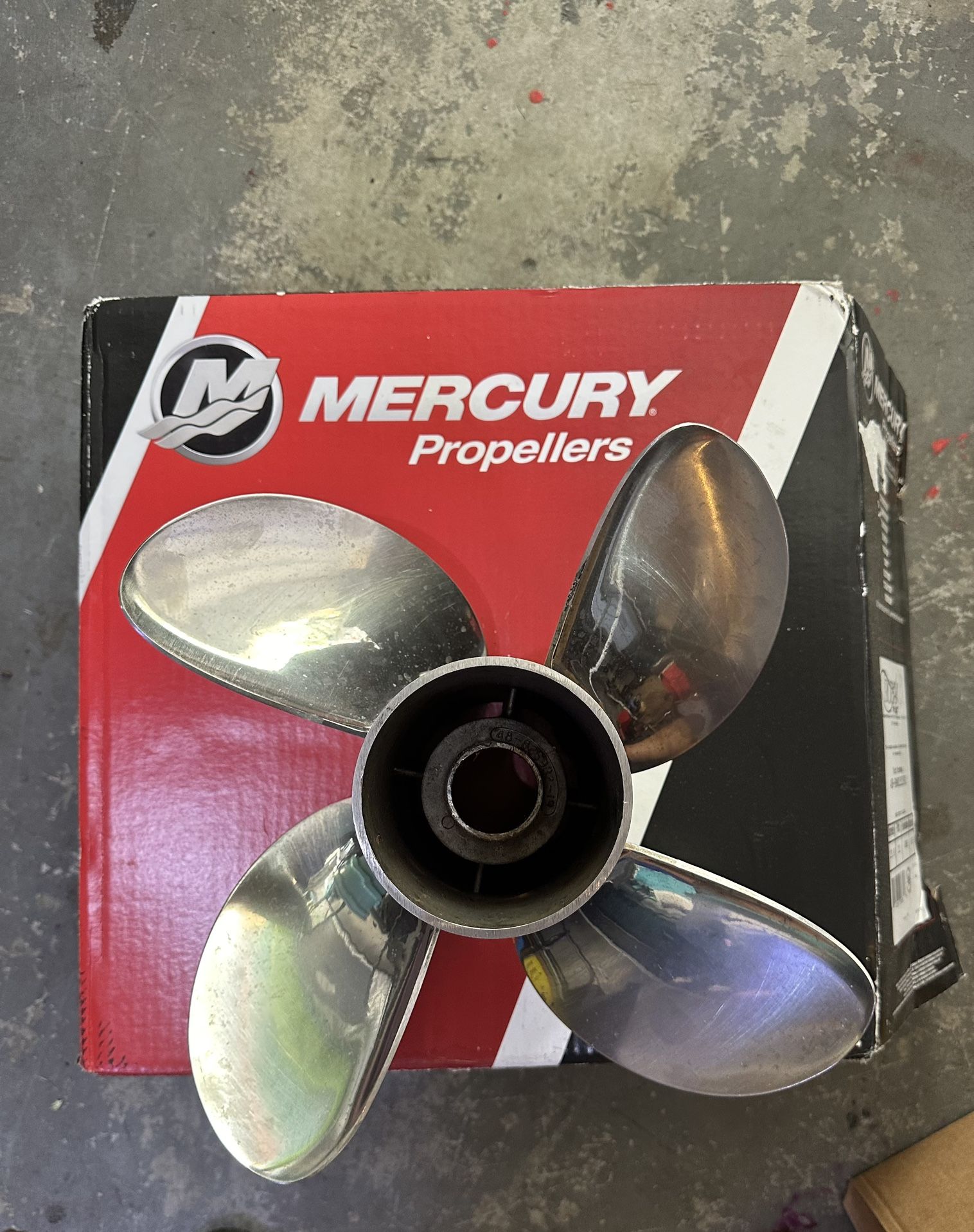 Mercury Trophy Plus Prop 13.75. 19p