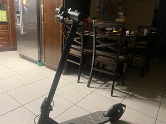 Volpam e scooter  price is negotiable