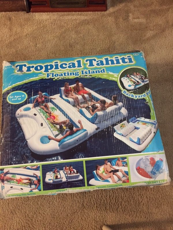 Tropical Tahiti float