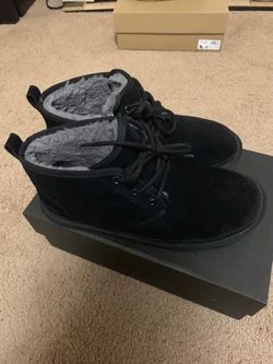 Men’s ugg boots size 11
