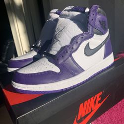 Air Jordan 1 court purple 2.0 size 7.5 m 9 w