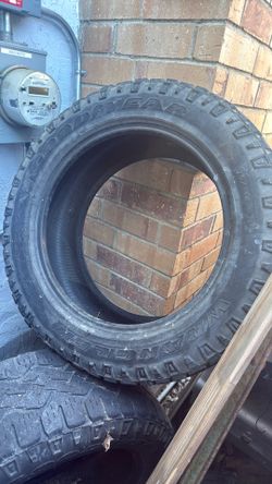 Tires used Goodyear 20in