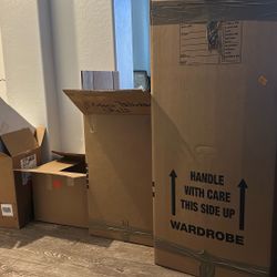 Free Moving Boxes