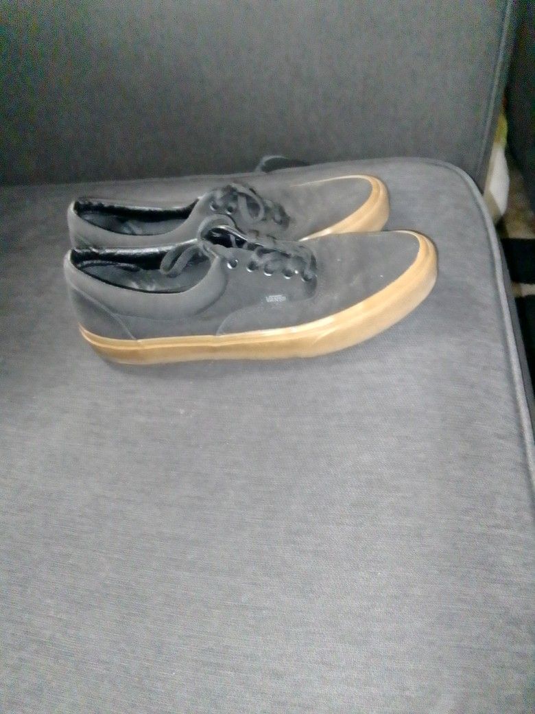 OG VANS SIZE 8 1/8
