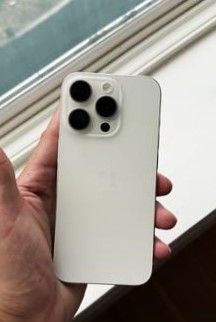 Apple iPhone 16 Smartphone