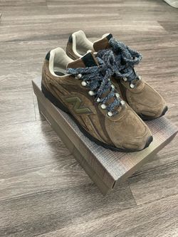 Basketcase New Balance Size 10