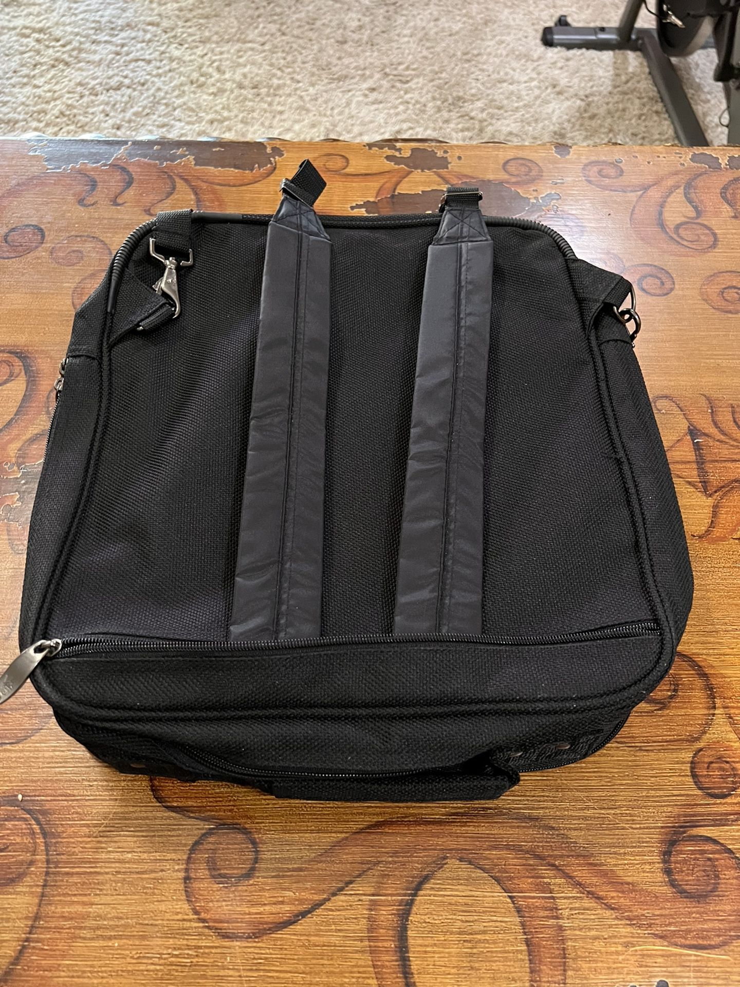 Laptop bag/Backpack
