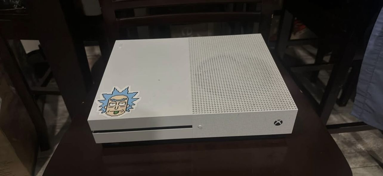 Xbox One S