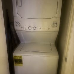 G And E washer and dryer