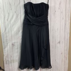 White House black-market dress brand