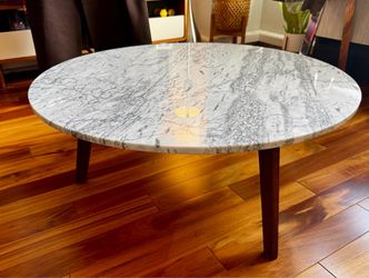 Like New Carrara Marble Top Coffee Table with Walnut Legs