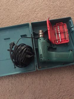 Makita 3/8" cordless drill