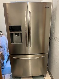 Frigidaire Gallery French Door Refrigerator( delivery available)