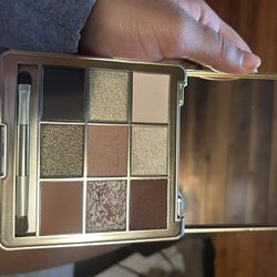 N*7 Eyeshadow Palette