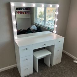 Vanity 