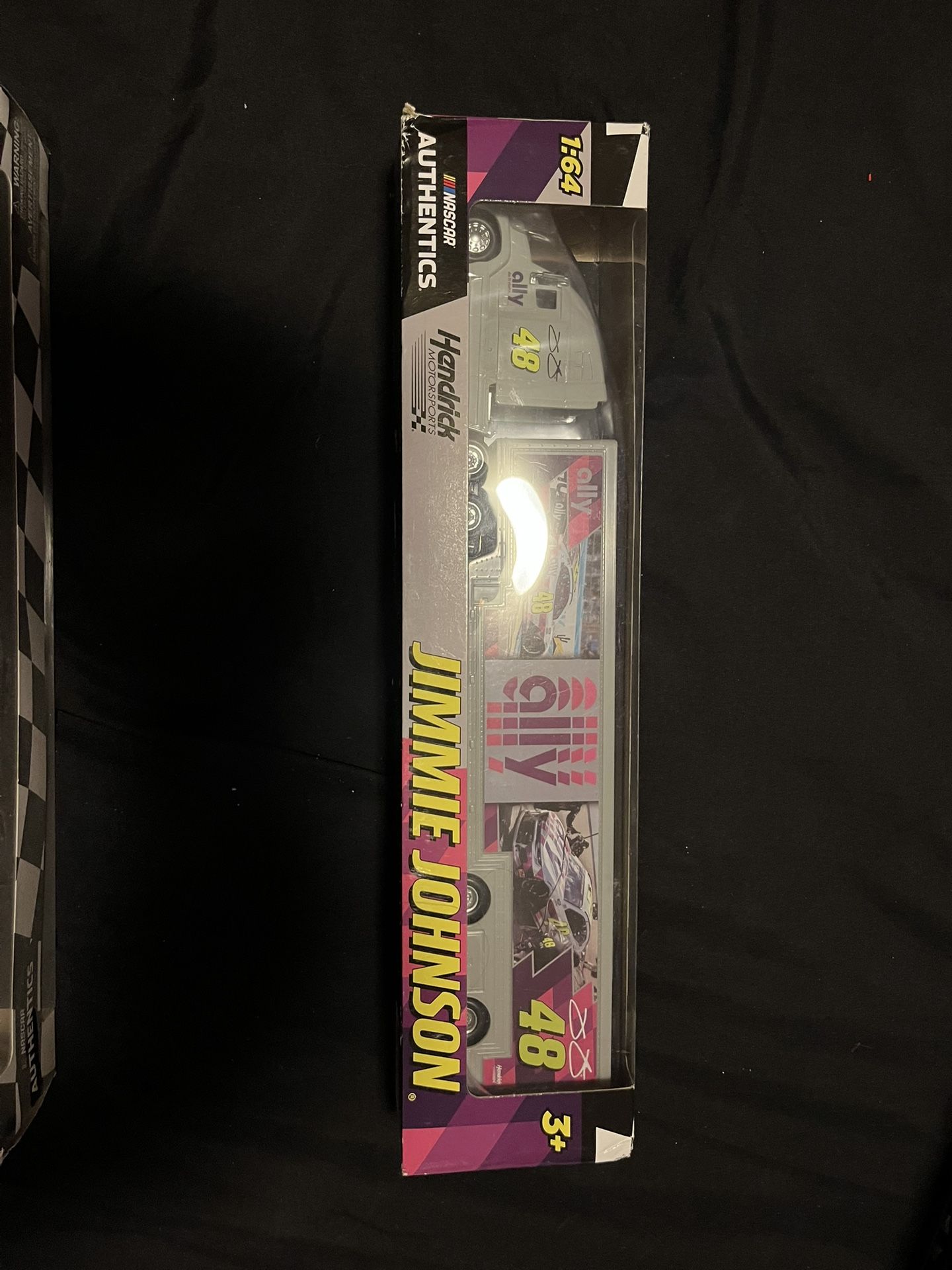 1:64 Scale Jimmie Johnson’s #48 Car Hauler