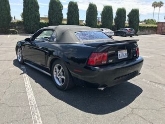 2000 Ford Mustang GT