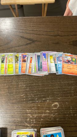 Pokemon cards ( 40ct )
