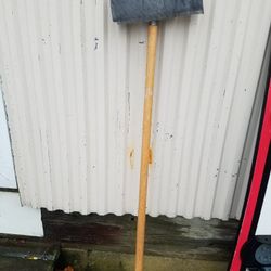 Drywall pole sander head