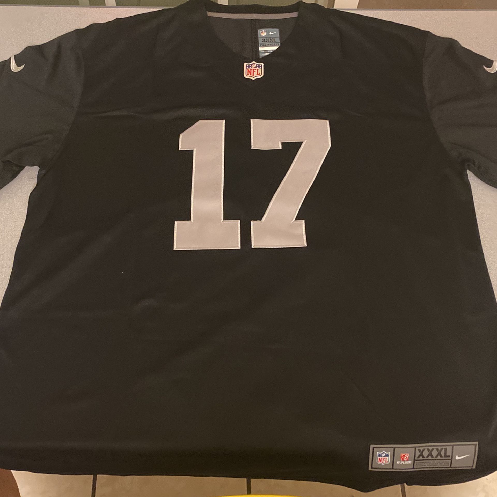 (New) Los Vegas Raiders jersey for Sale in San Diego, CA - OfferUp