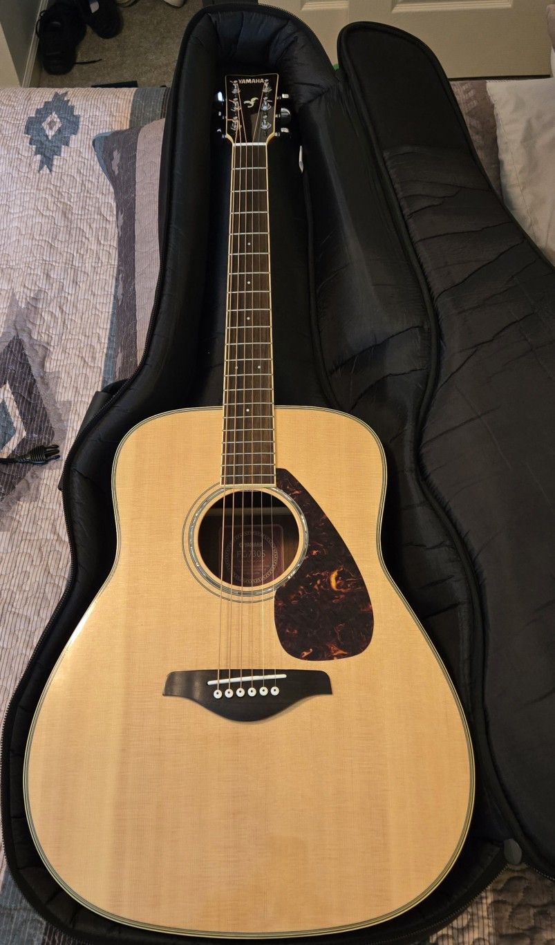 Yamaha Acoustic FG730S