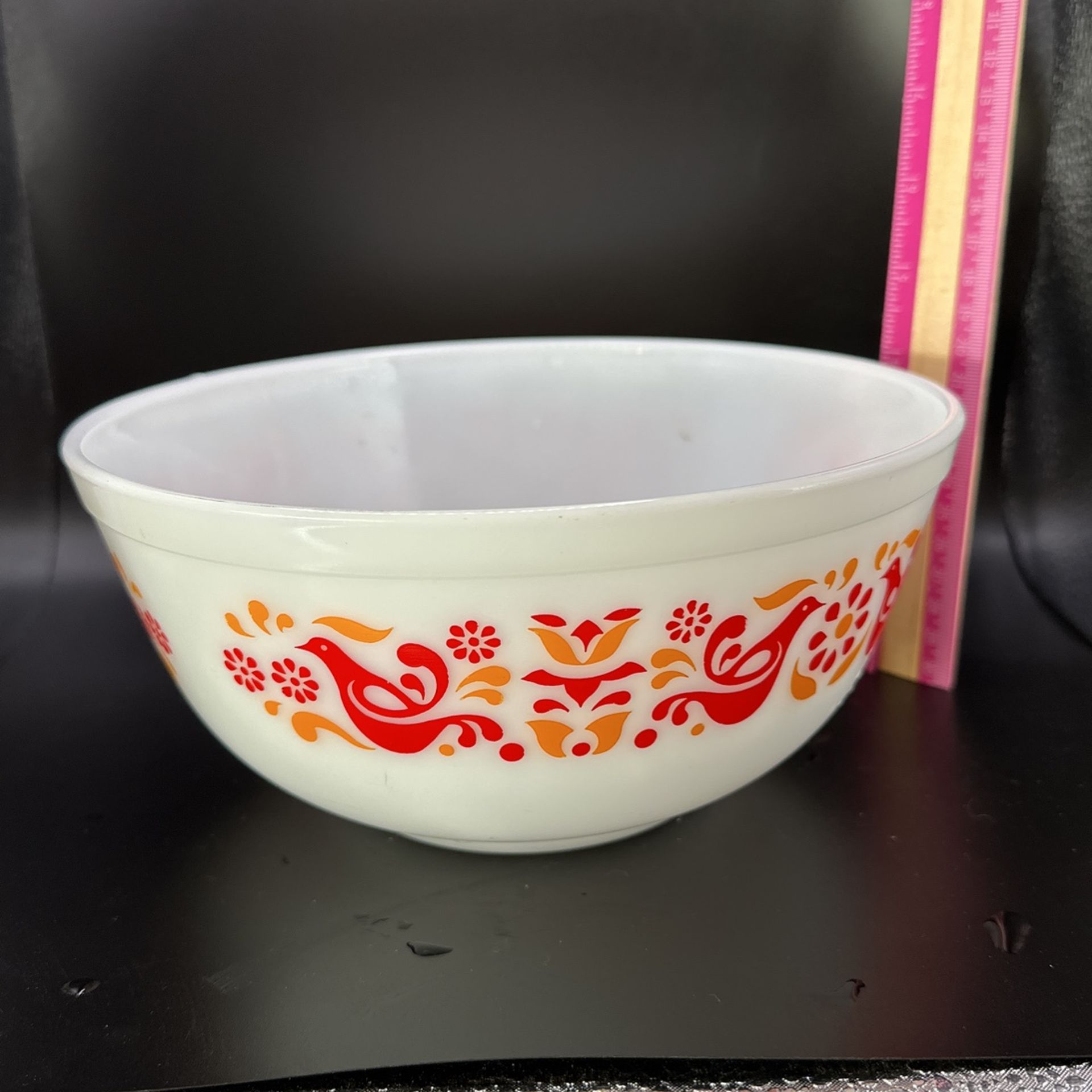 Vintage Pyrex Friendship 40 Mixing Bowl