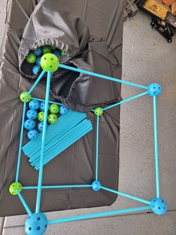 STEM Fort Builder