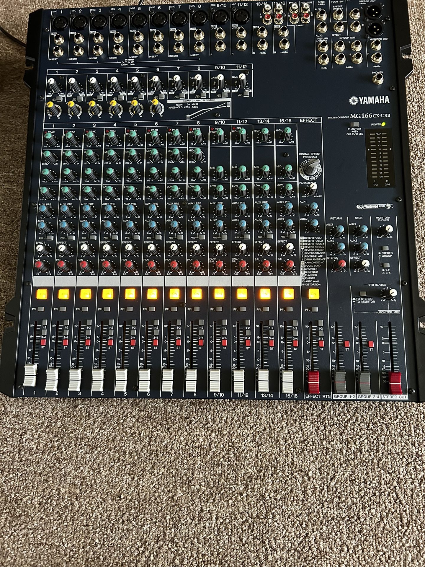 Yamaha Mixer MG166cx USB