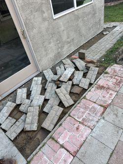 Pavers 350 Sqft