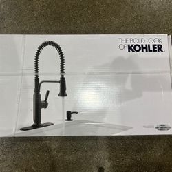 Kohler Sous Pro-Style Single Handle Pull Down Sprayer Kitchen Faucet in Matte Black