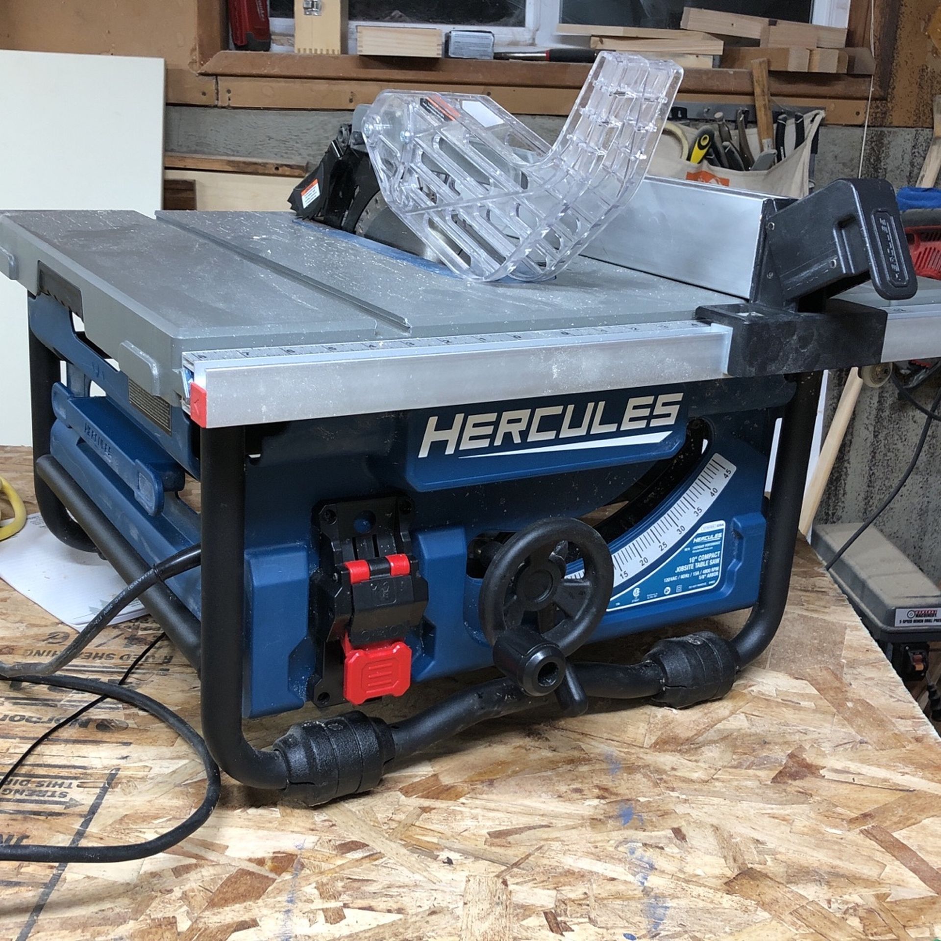 Hercules Job site Table Saw