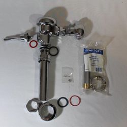 Sloan Water Saver (3.5 gpf) Exposed Water Closet Flushometer with Regal XL Option