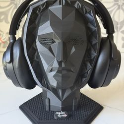 Squid Game Front Man Bust | Gaming Headset Stand 
