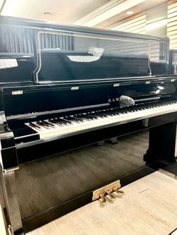 Excellent Condition Kawai US70 Upright Piano Free delivery and tuning