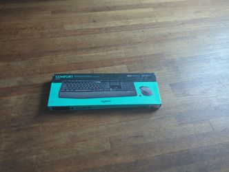 Logitech MK345 Wireless Keyboard & Mouse Set (In Box)
