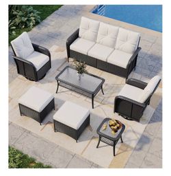 New, outdoor patio set( already assembled