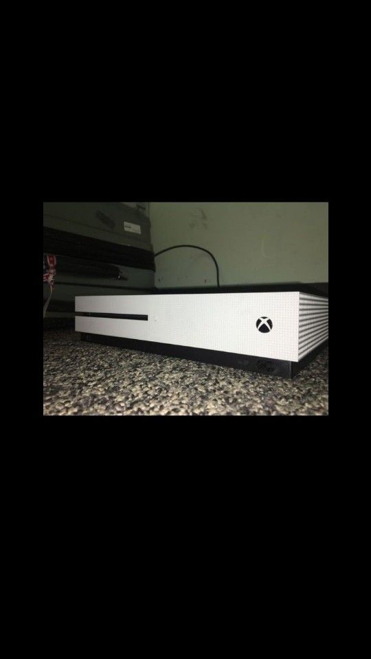 Xbox one, 6 games included