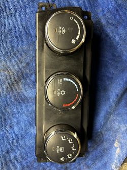 2009-2012 Dodge Ram A/C Controls OEM